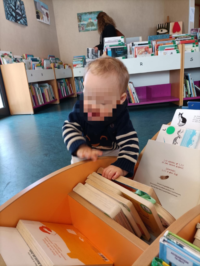 Des sorties à la médiathèque avec votre assistante maternelle de Lempdes