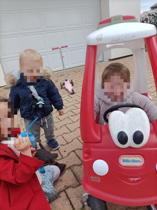 Des enfants qui s'épanouissent chez votre nounou