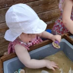 Des activités manuelles chez votre assistante maternelle dans le secteur de Pont-du-Château